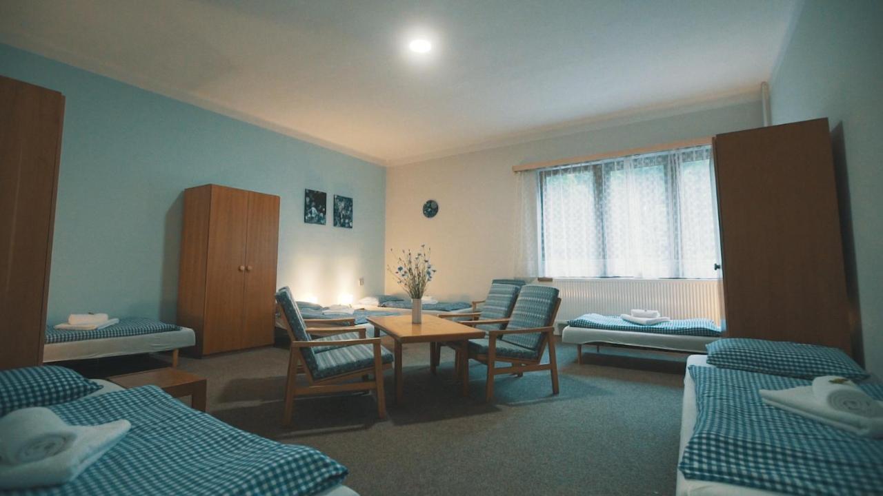 Hotel Chytrov Volfirov エクステリア 写真