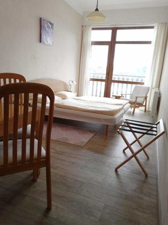 Hotel Chytrov Volfirov エクステリア 写真